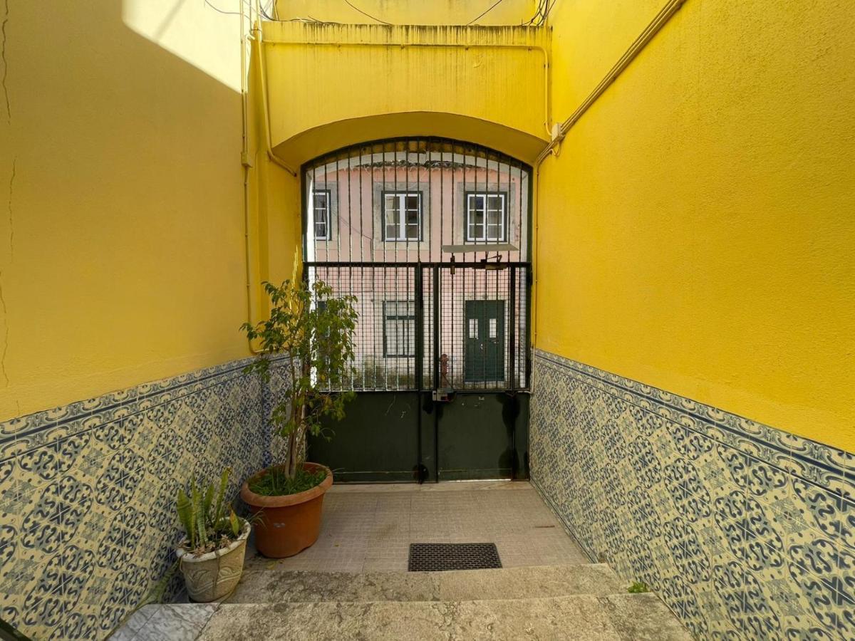 The Star Of Olival City Retreat Lisbon Bagian luar foto